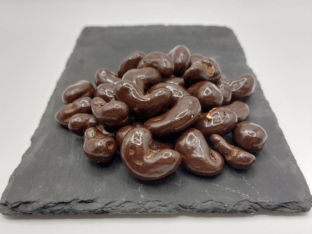 palasaca-ezcaray-anacardos-en-chocolate-negro